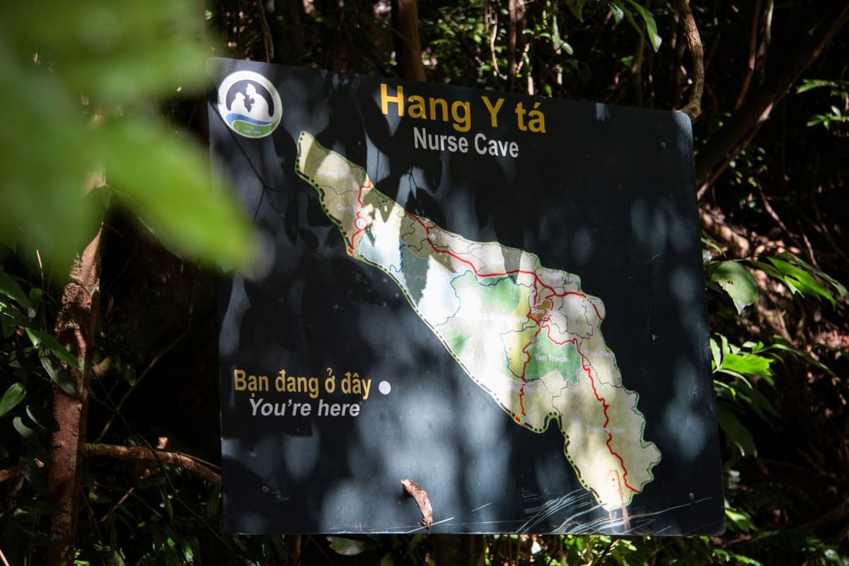 Bảng đồ hướng dẫn di chuyển lên miếu thờ Hang Y Tá