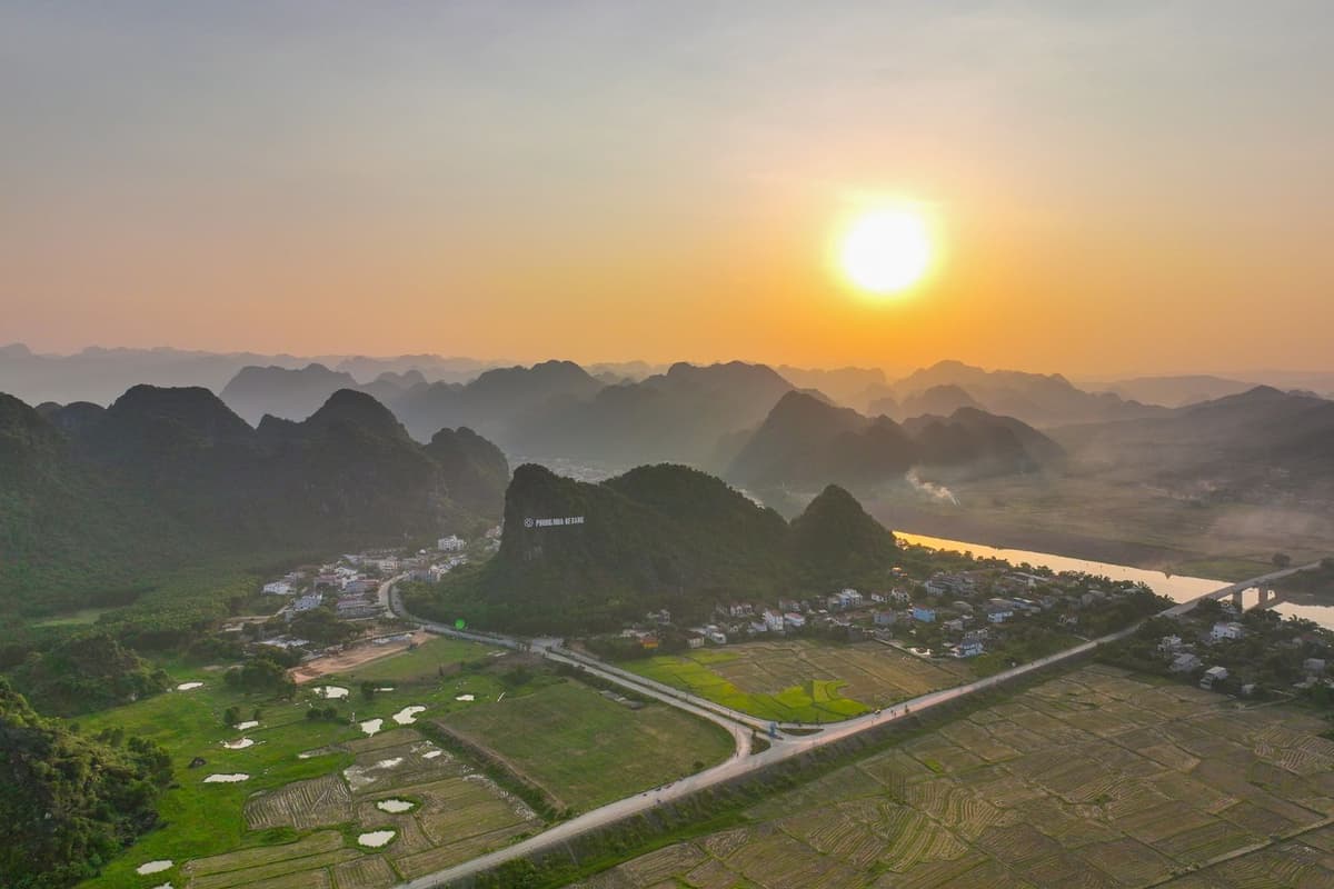 Cung đường phượt đường Hồ Chí Minh nhánh Tây sẽ đi qua VQG Phong Nha - Kẻ Bàng